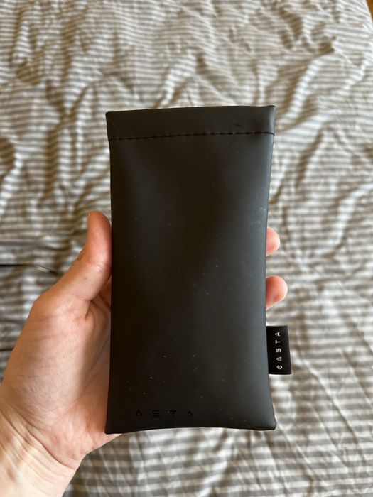 Сонцезахисні окуляри від фірми «casta»