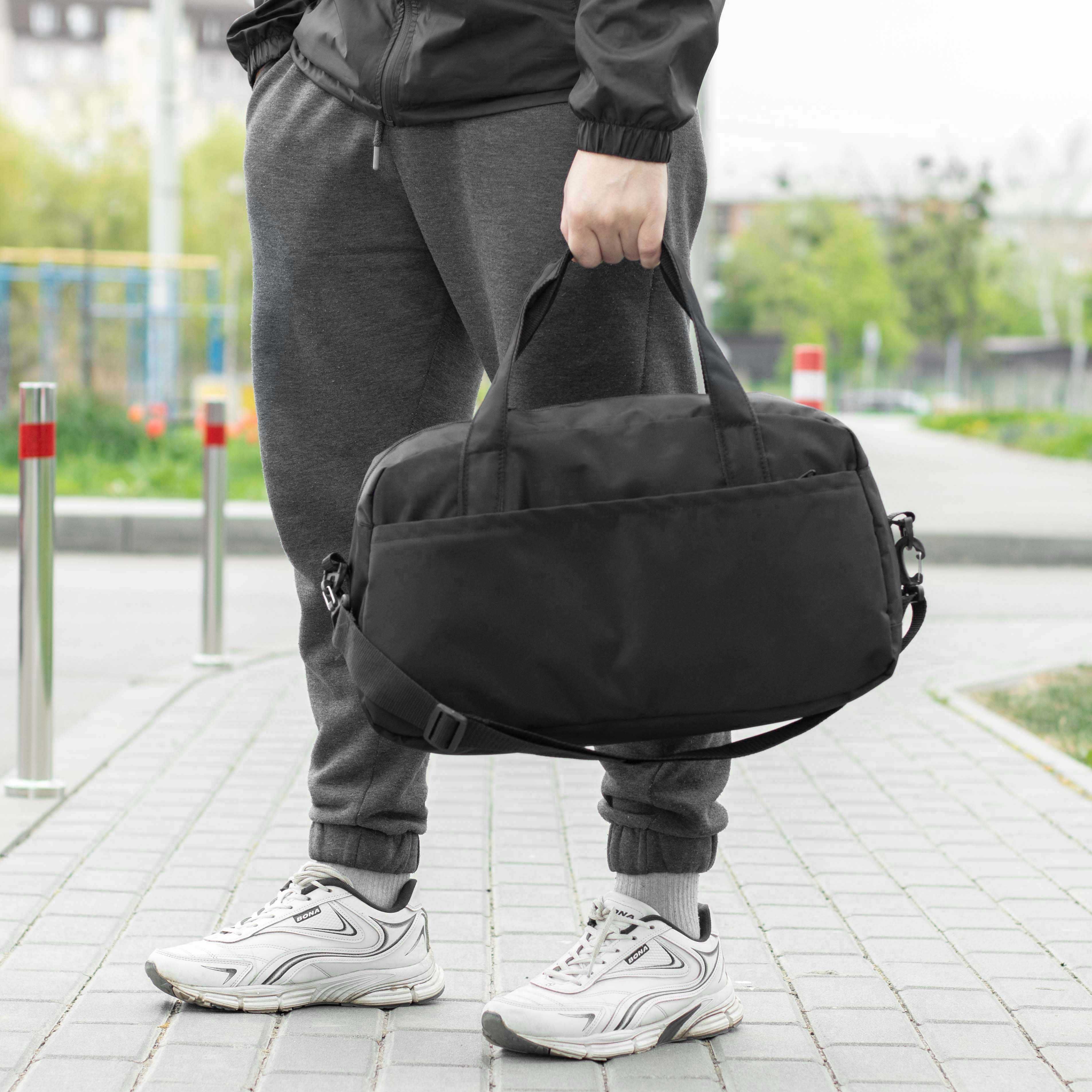 Спортивна сумка Ego  чорного кольору для тренувань і  фітнесу