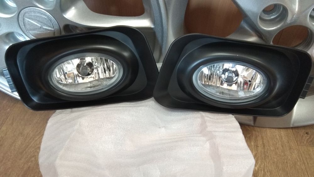 Передня панель Хонда Аккорд CL 2003-2008 Телевизор  60400-SEA-E00ZZ