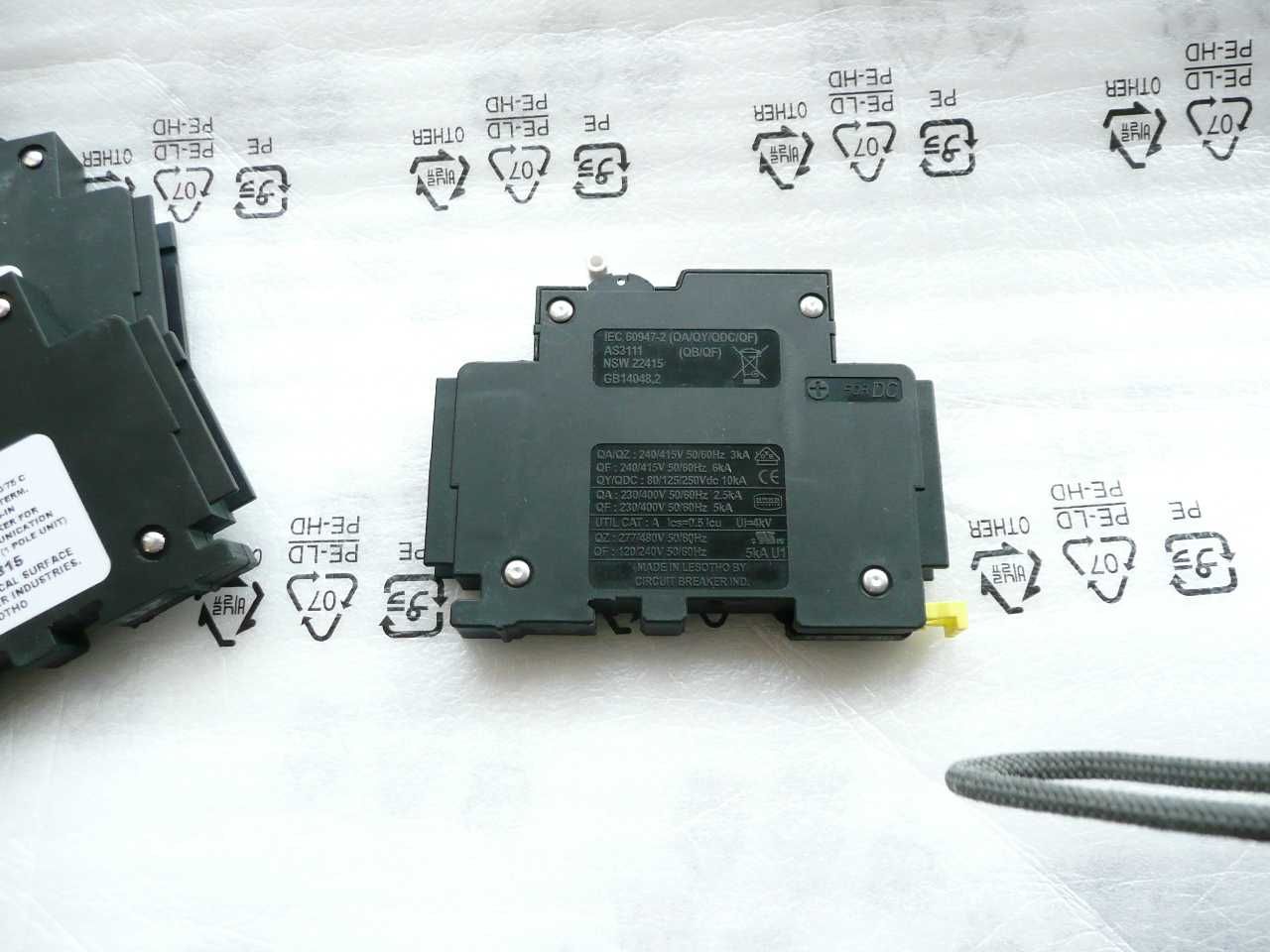 rozłącznik nadprądowy DC 20A 80V PV