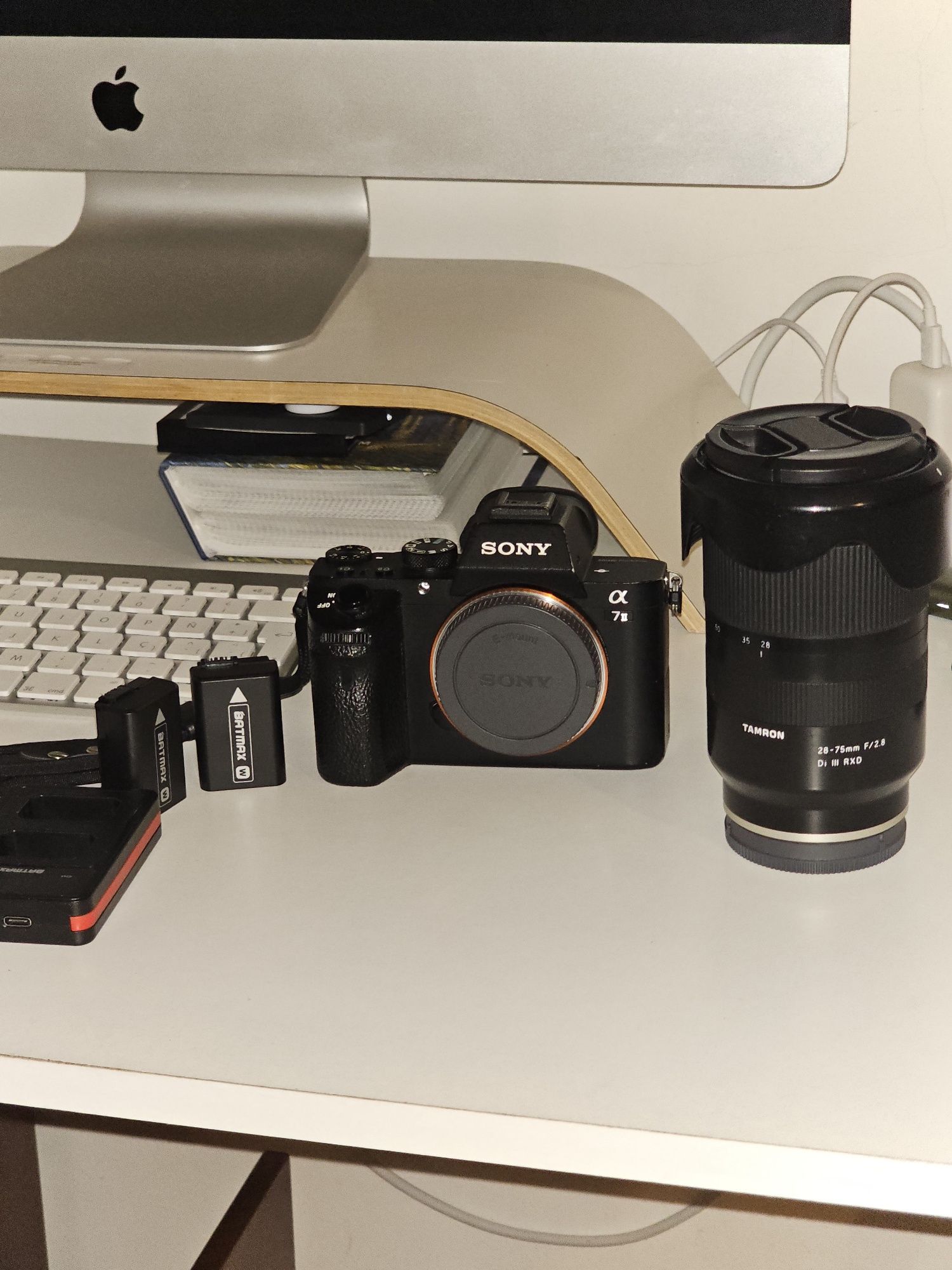 Sony A7II + Samyang 45mm f/1.8
