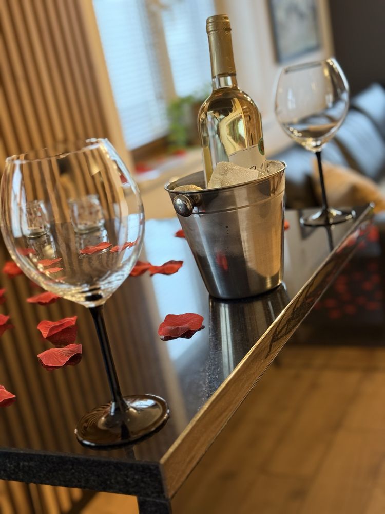 Apartament z prywatnym jacuzzi.