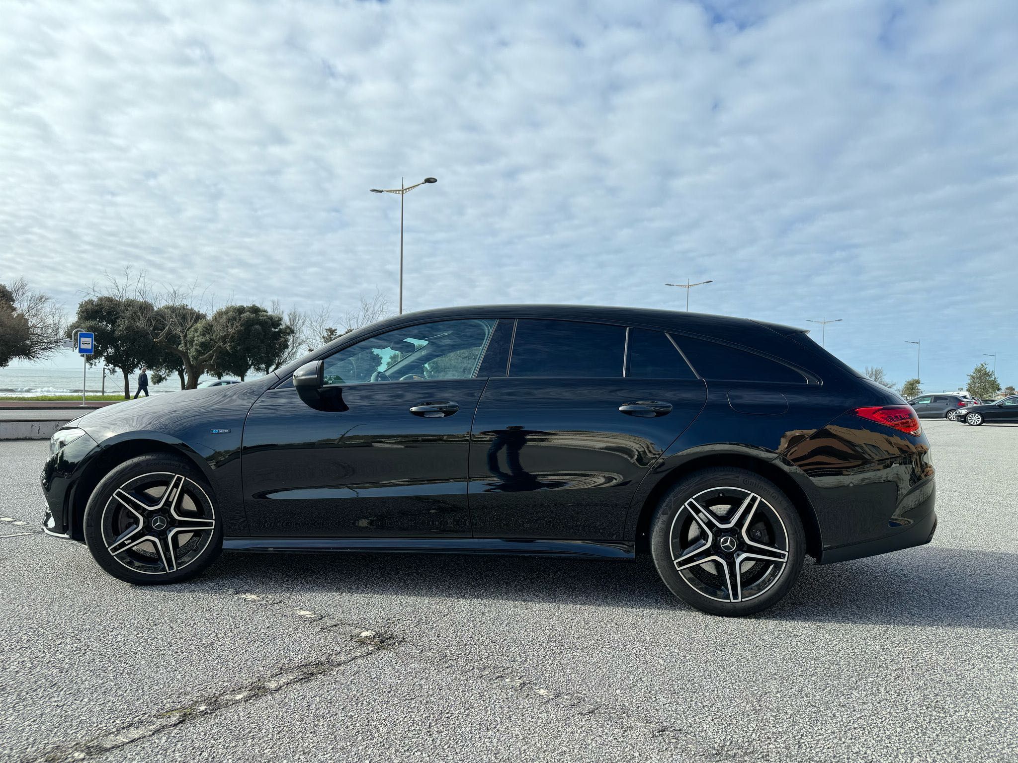 Mercedes CLA 250e AMG IVA Dedutível + Garantia Fábrica