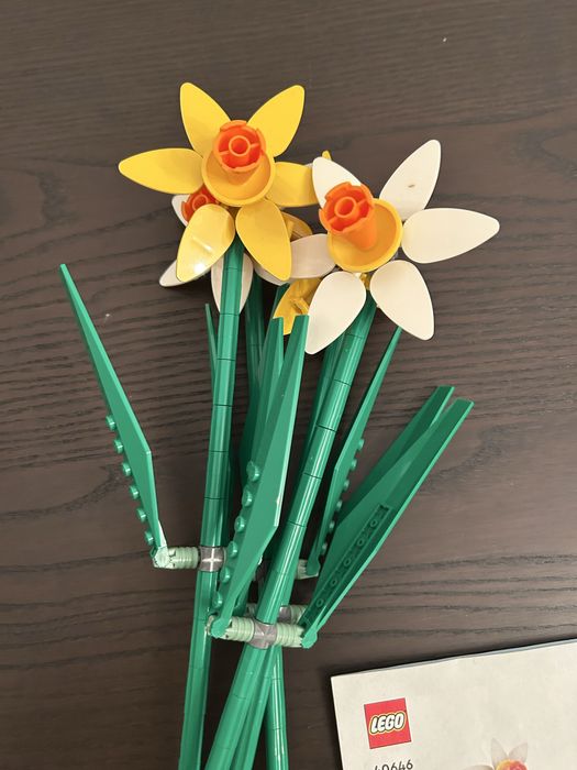 Lego Linha Botanicals 40646 - Narcisos