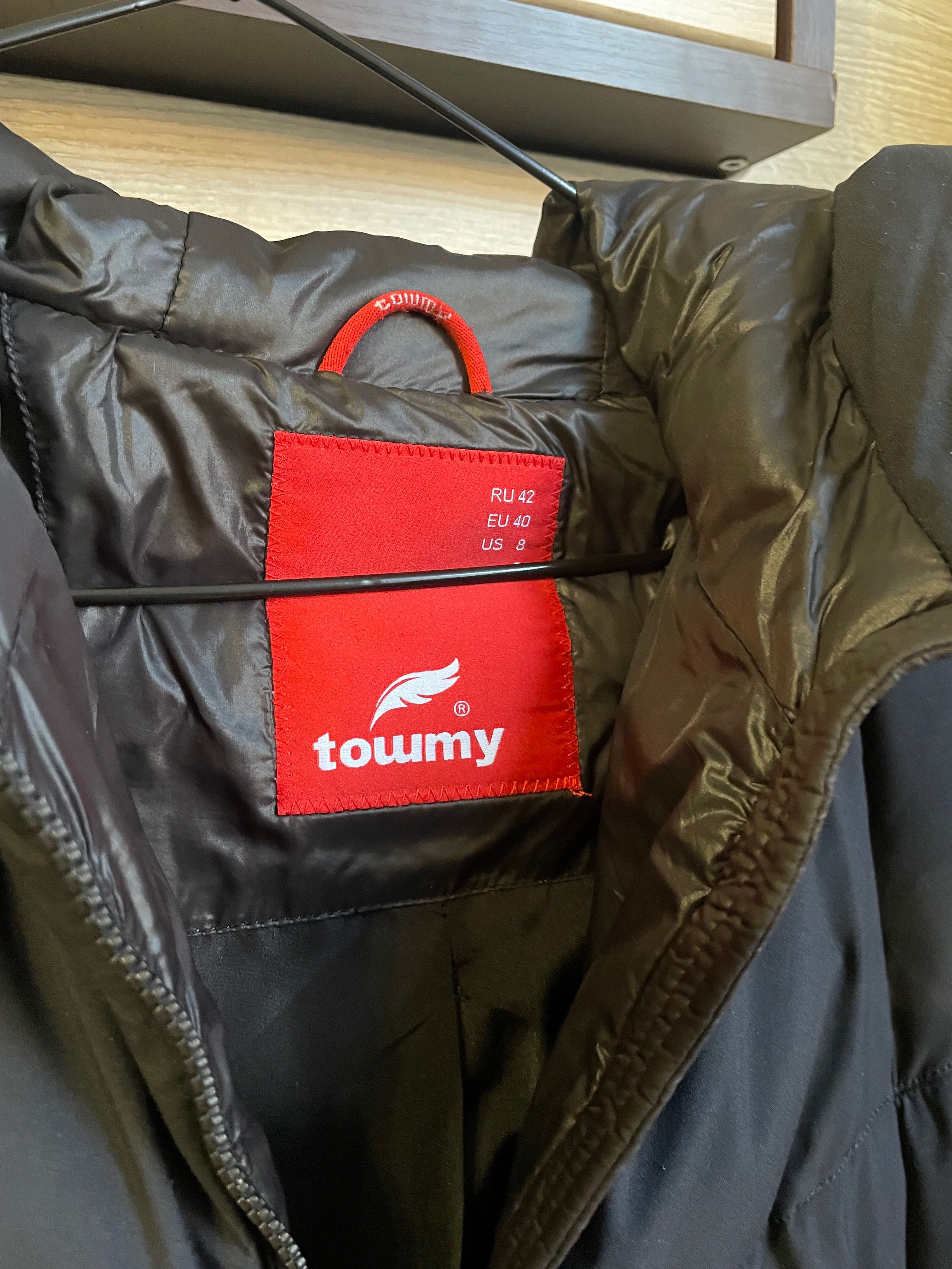 Терміново Куртка зимова на пуху towny