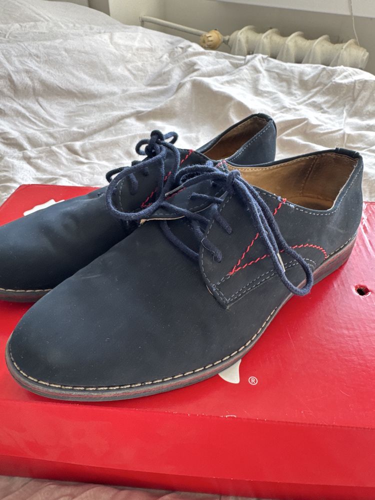 Buty komunijne eleganckie 34