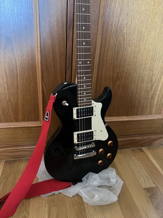 Guitarra eletrica court CR100 nunca usada