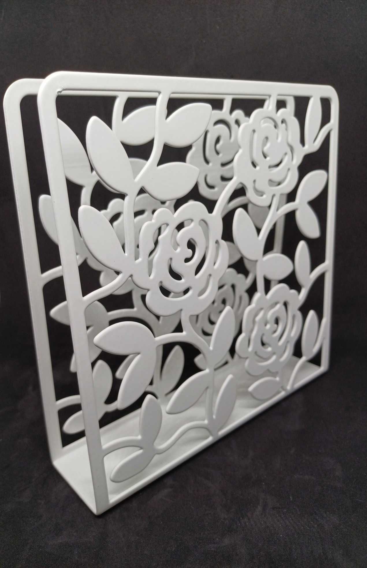 Serwetnik Ikea, biały, w róże  16 x 16 cm, mam 2 szt