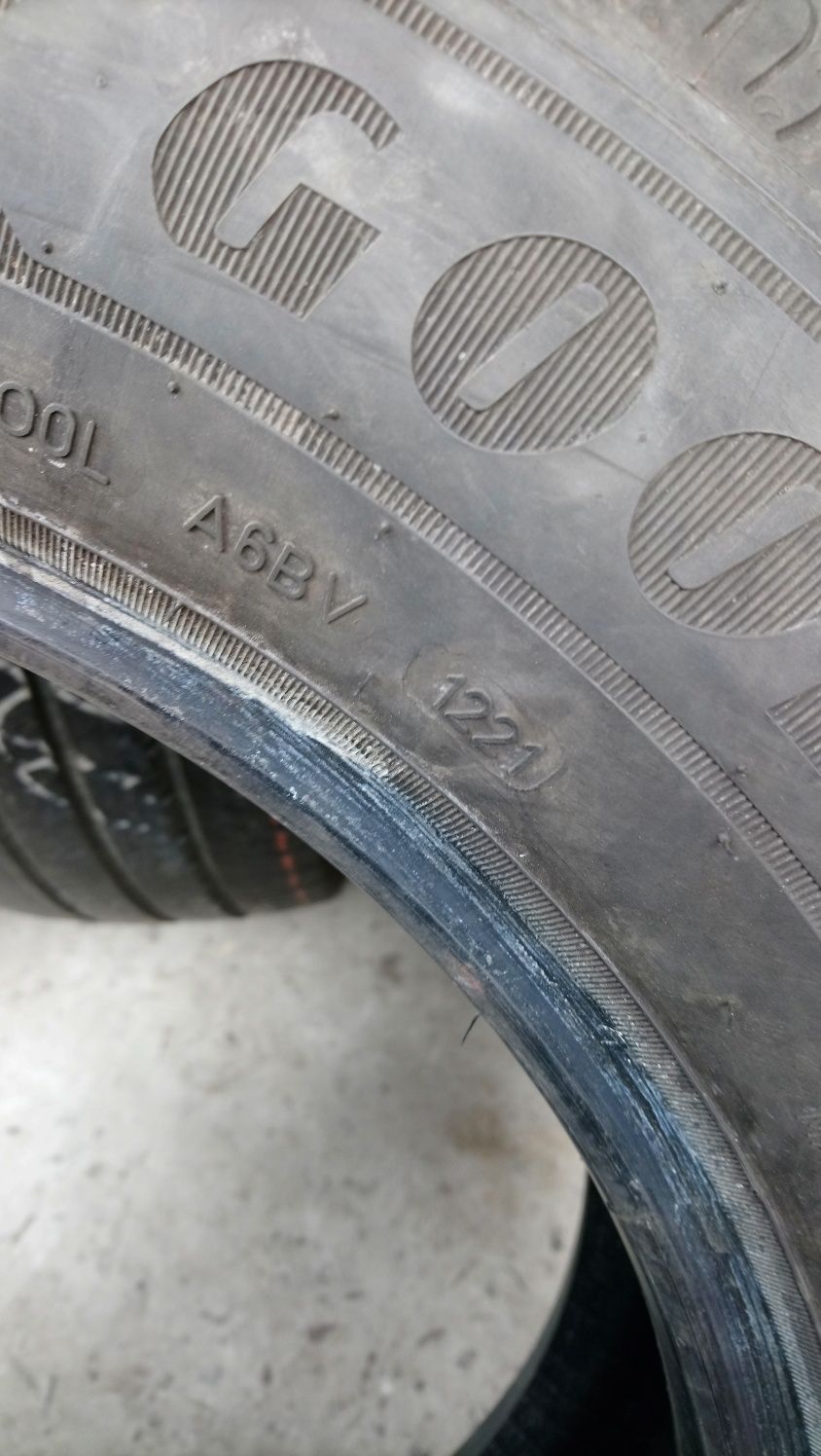 Шини Good Year Efficient Grip Cargo 215/65 R16C