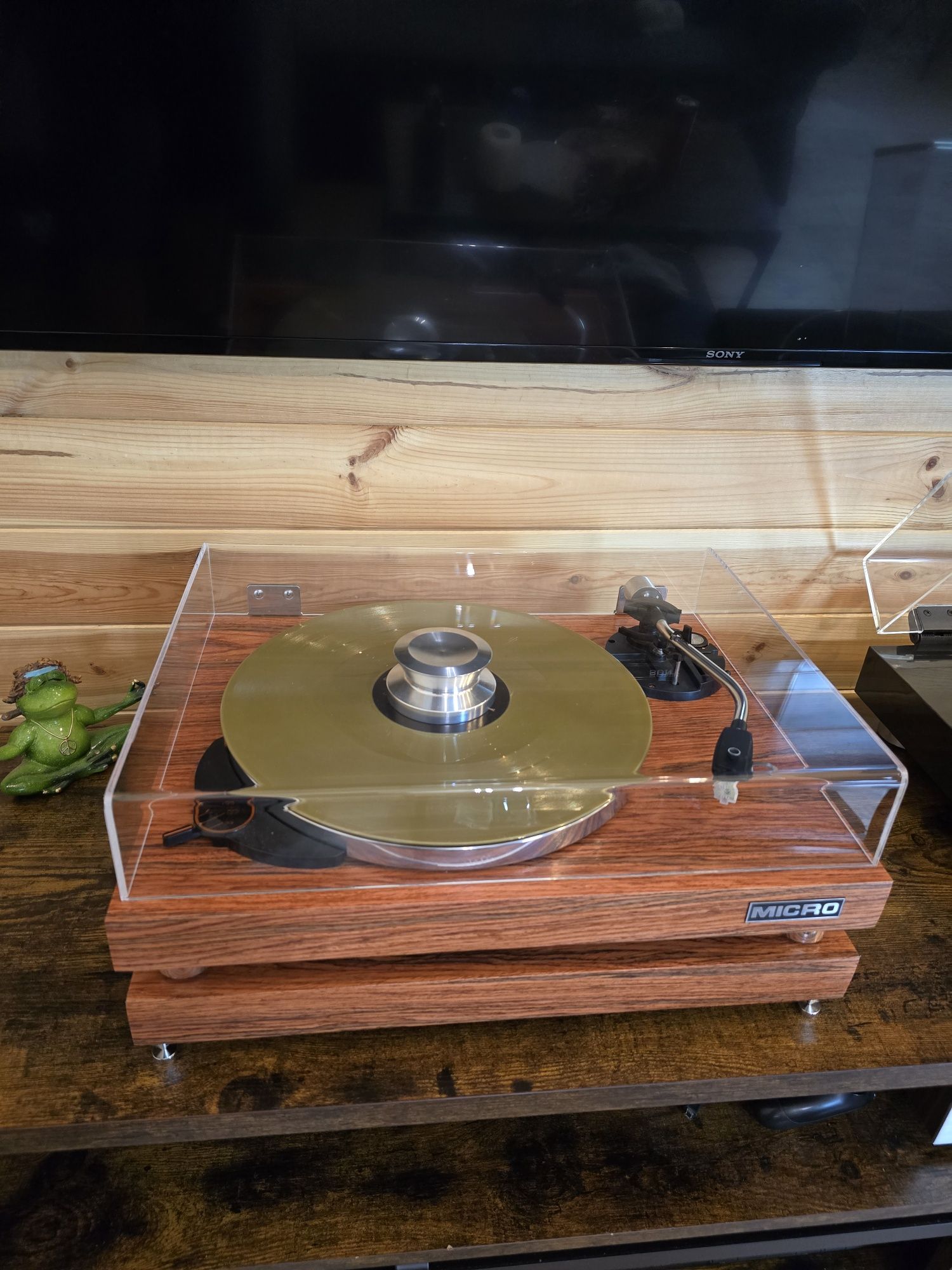 Gramofon Micro Seiki