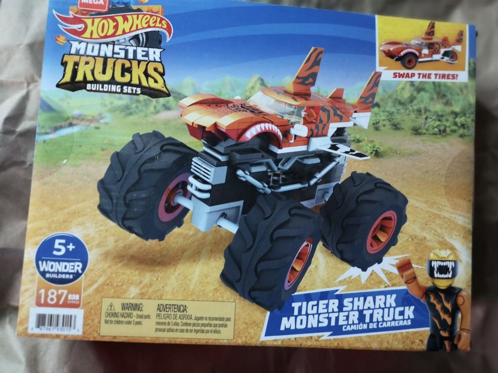 Конструктор lego hot wheels позашляховик тигрова акула mega construx