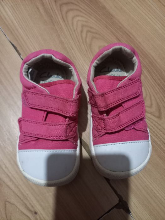 Sprzedam buty dla dziewczynki