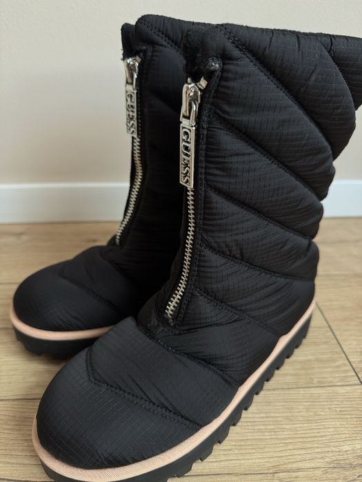Зимове взуття Guess / зимові чоботи / дутіки