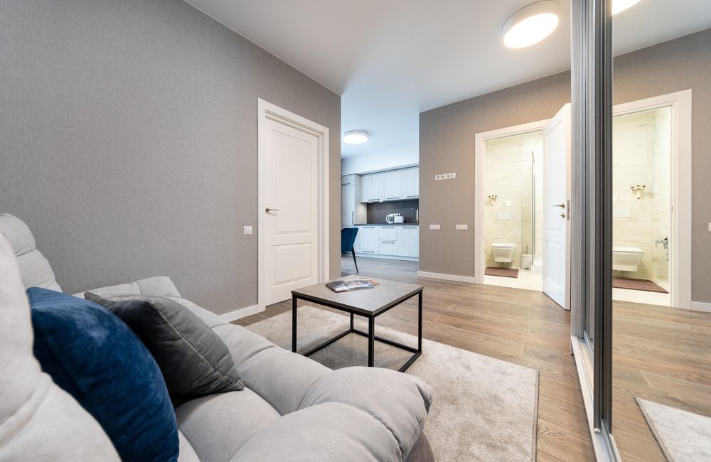 Романтичный люкс с видом на озеро. Харьковская, Лебединый-8-555.biz.ua