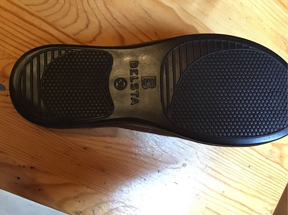 Коричневі бархатні з натуральним хутром 38-39розмір