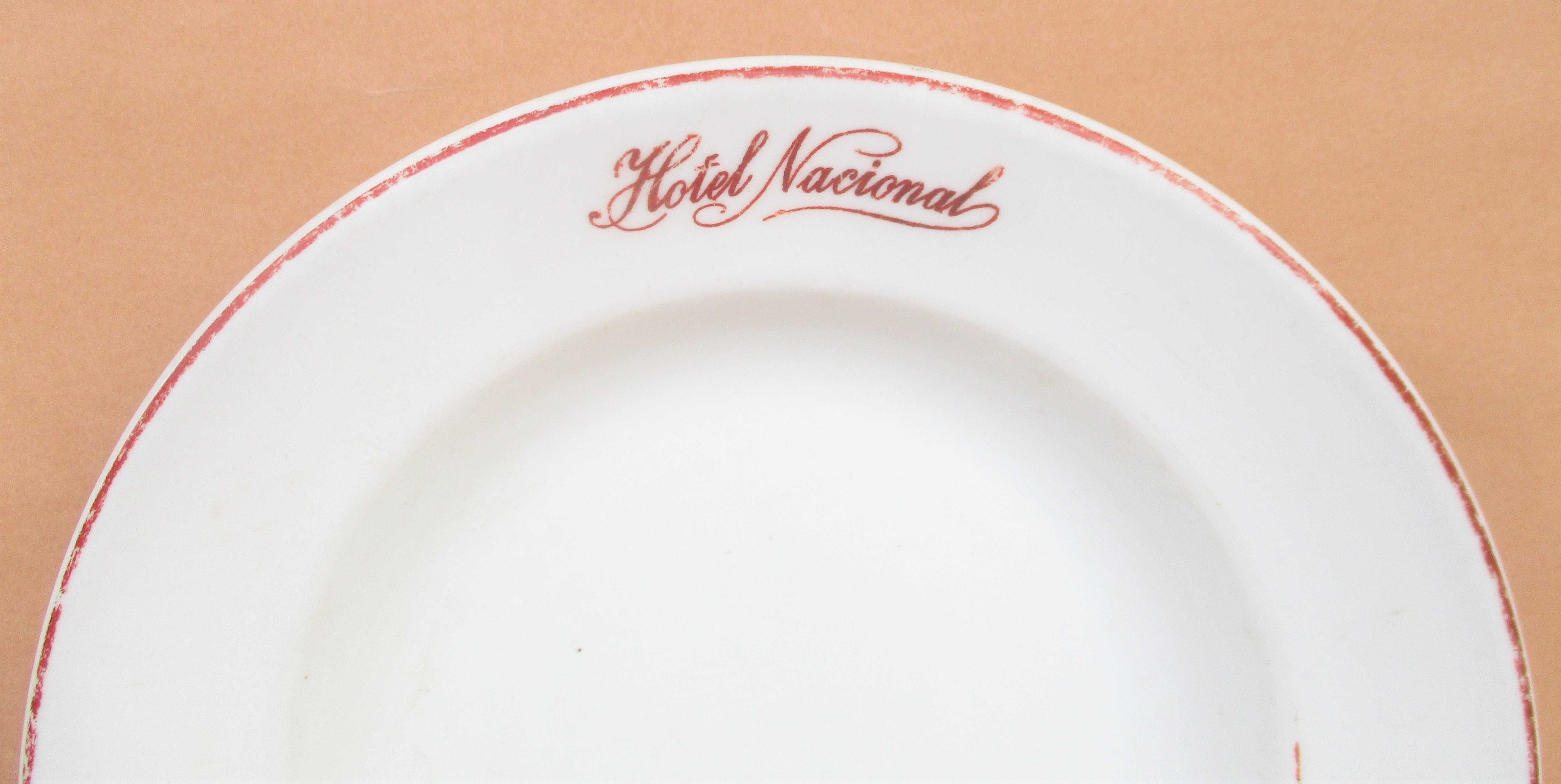 Antigo prato "Hotel Nacional" produção Empreza Electro Cerâmica