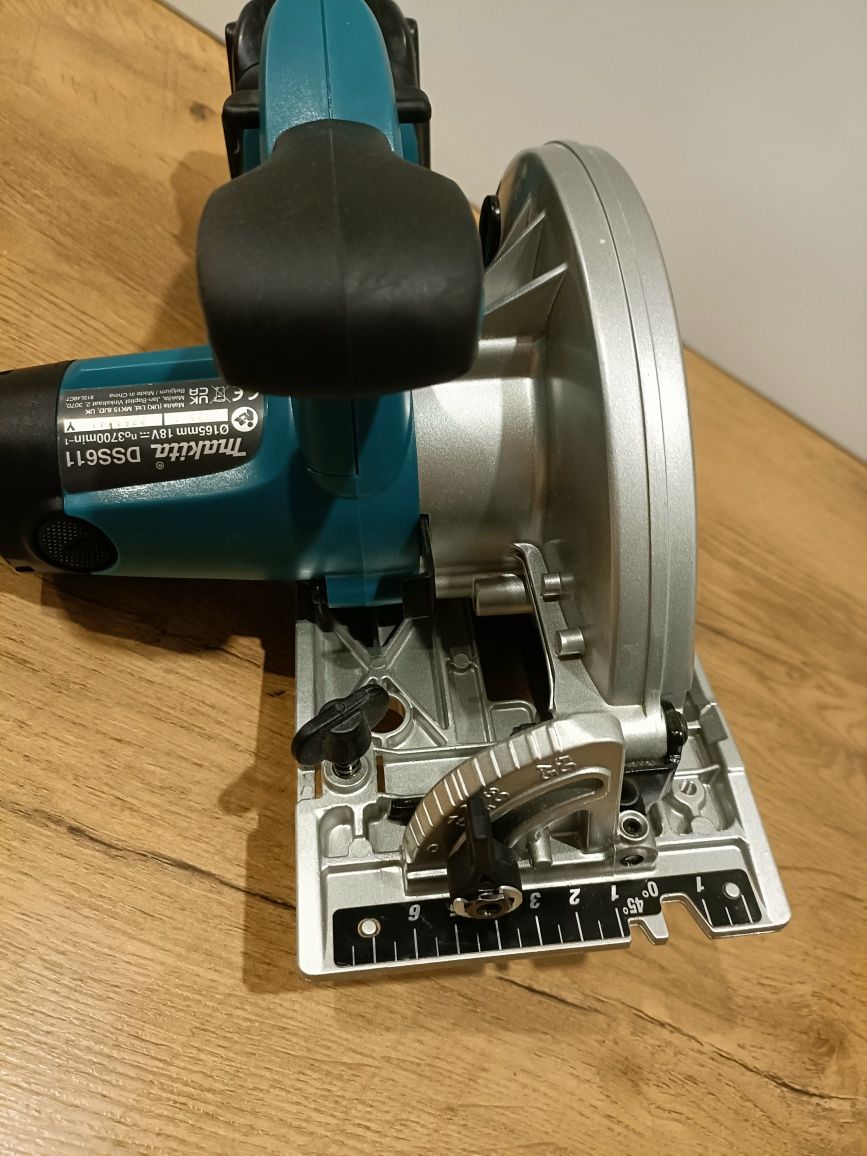Makita pilarka DSS611 (2025 rok)