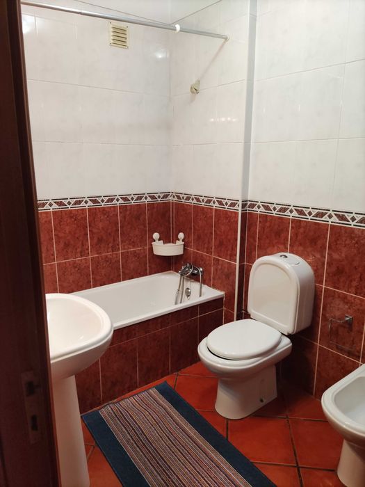 Ermesinde Arrendo T2 bom localizado de transporte público