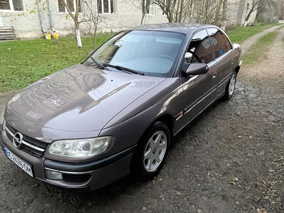 Opel Omega B 2.0 16w