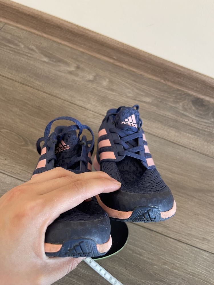 Adidas. Cloudfoam, run, tenis