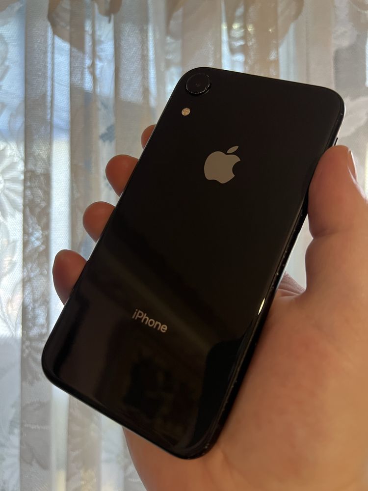 iPhone XR 128ГБ Black