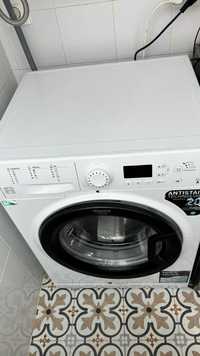 Máquina de Lavar Roupa Hotpoint: 7 KG