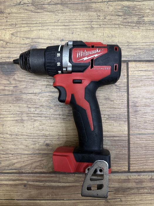 Wiertarko-wkrętarka bezszczotkowa Milwaukee M18 CBLDD | 2021r.