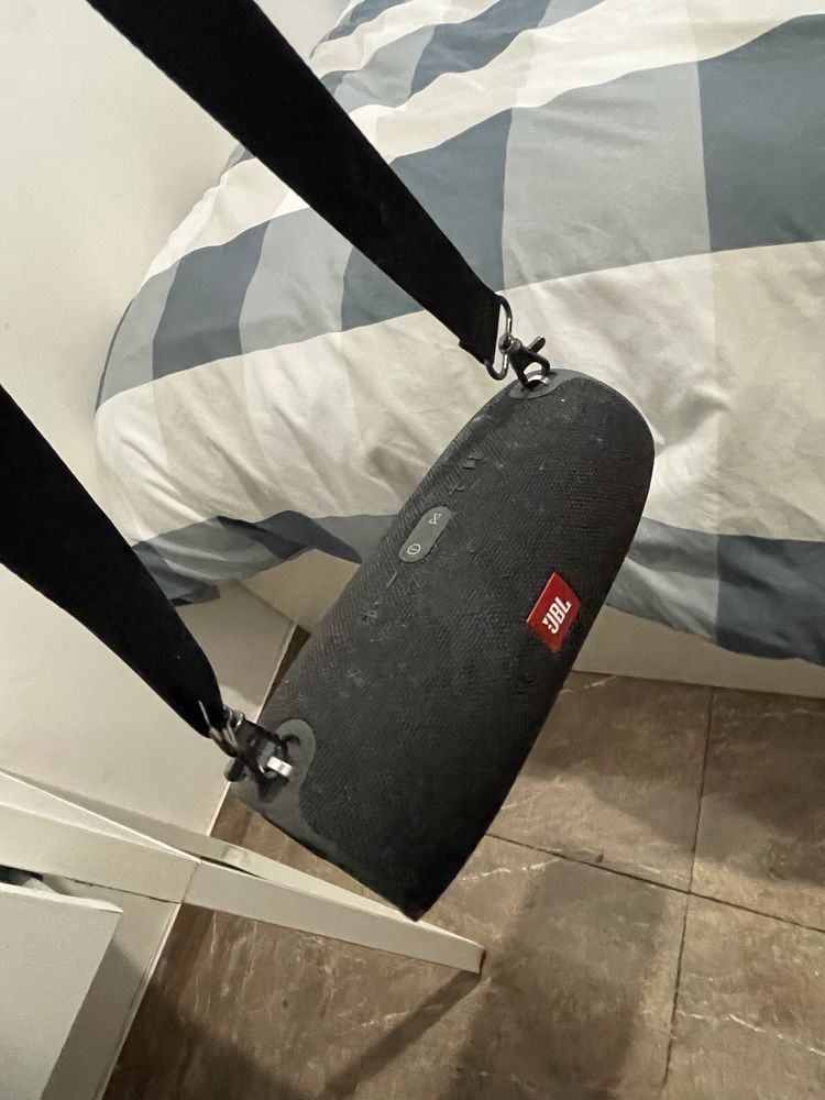 JBL Extreme usada