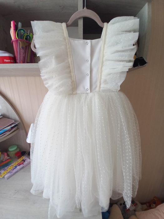 Сукня для дівчинки на свято, весілля, день народження.