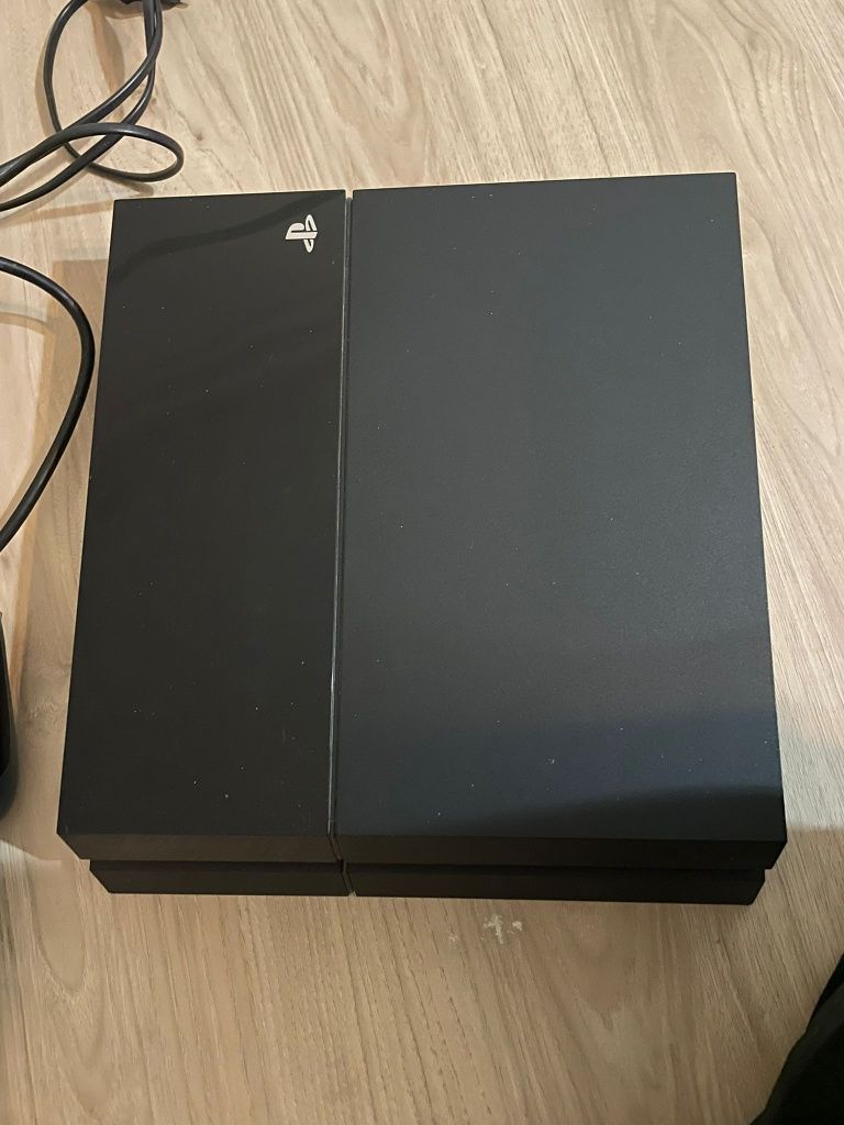 Playstation 4  e um Nintendo swich