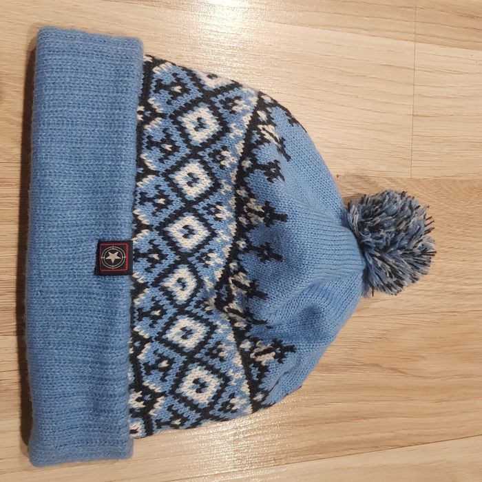 Czapka z pomponem, TERRANOVA