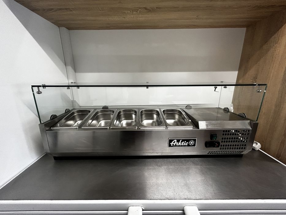 Witryna chłodnicza arktic hendi stan nieuzywany