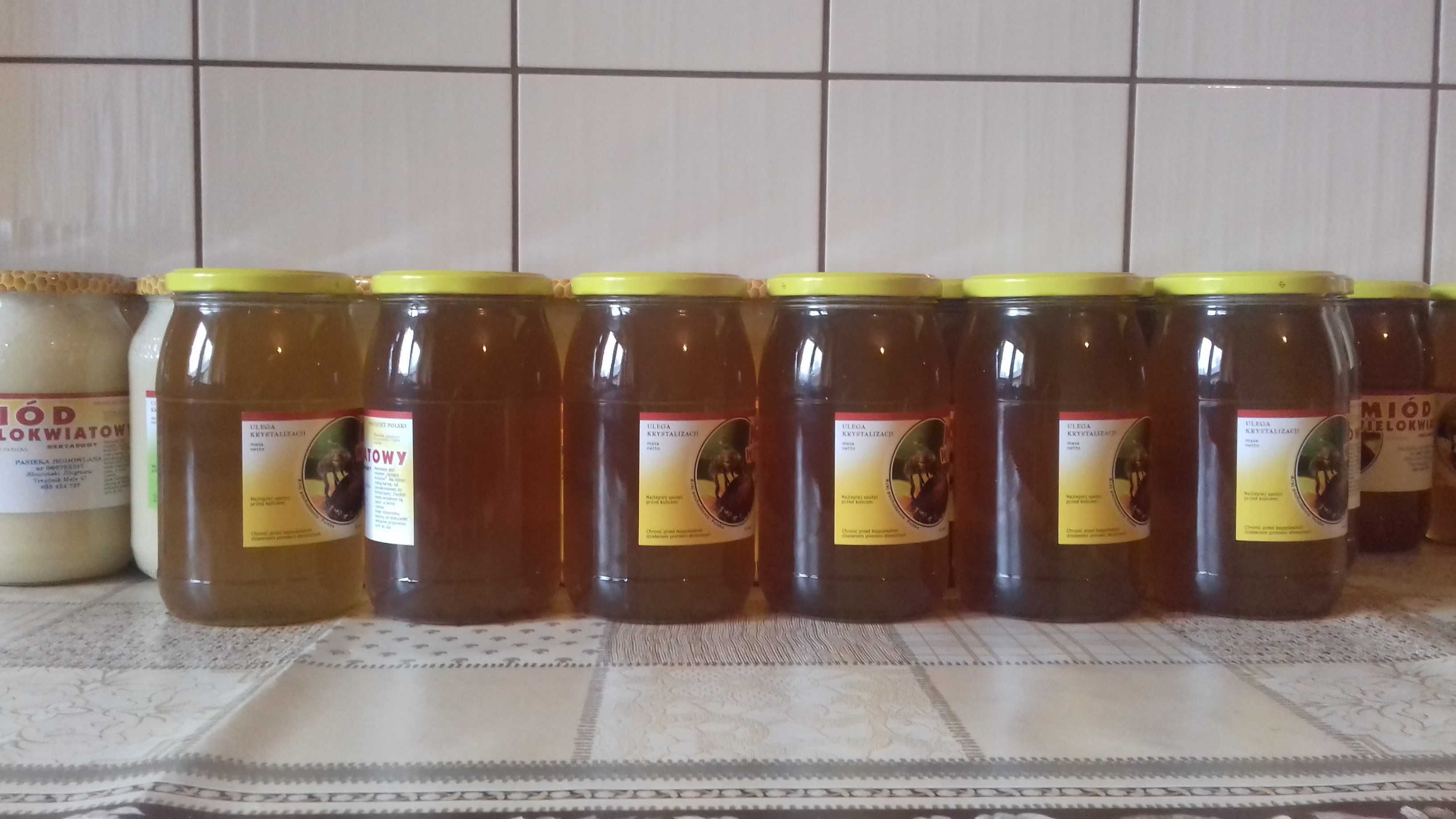 Miód wielokwiatowy z dodatkiem spadzi w słoikach lub wiadrach po 40 kg