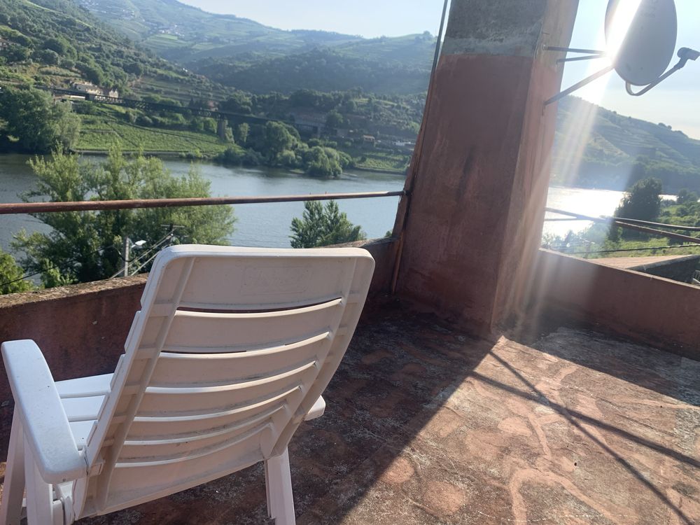 Casa com terraço e Vista Privilegiada para o Rio Douro
