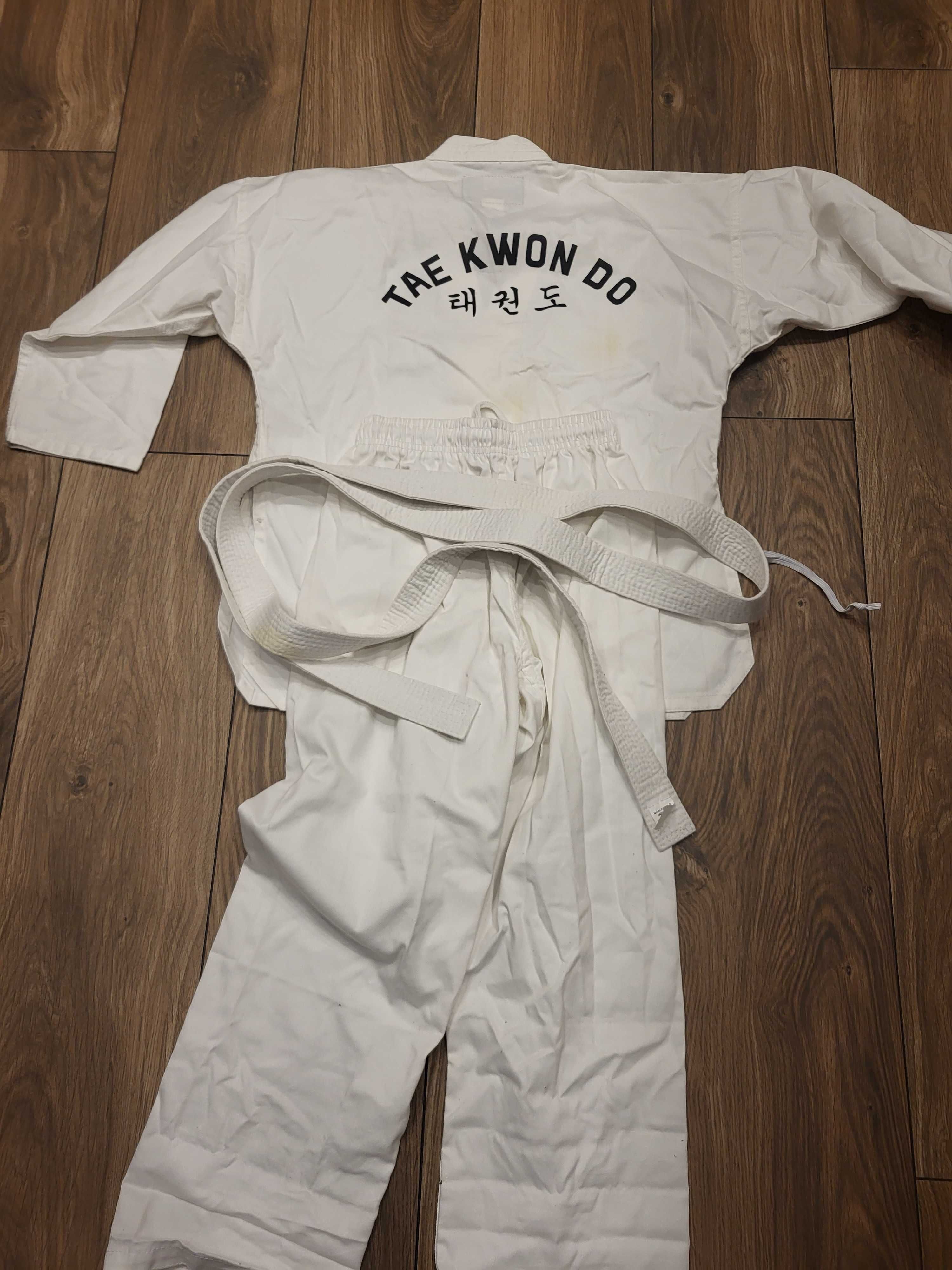 Taekwondo kimono z pasem rozmiar 140