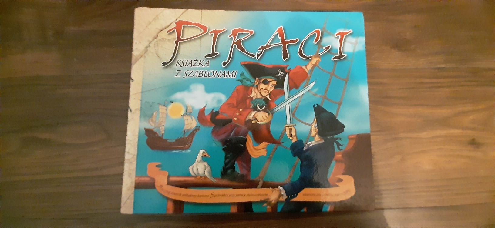 Książka Piraci z szablonami