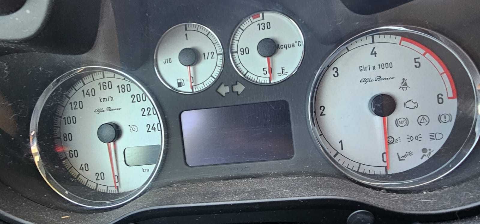 Zegary Lift blackline JTD Alfa Romeo GT