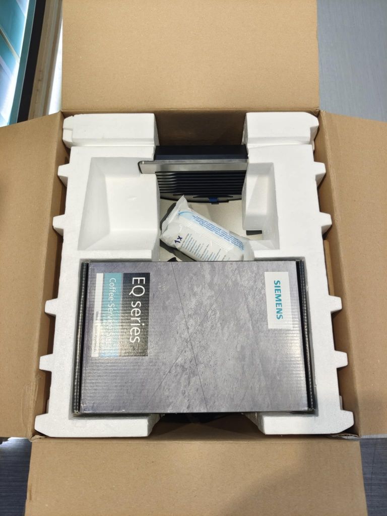 Ekspres ciśnieniowy SIEMENS TP705R01 + GRATIS