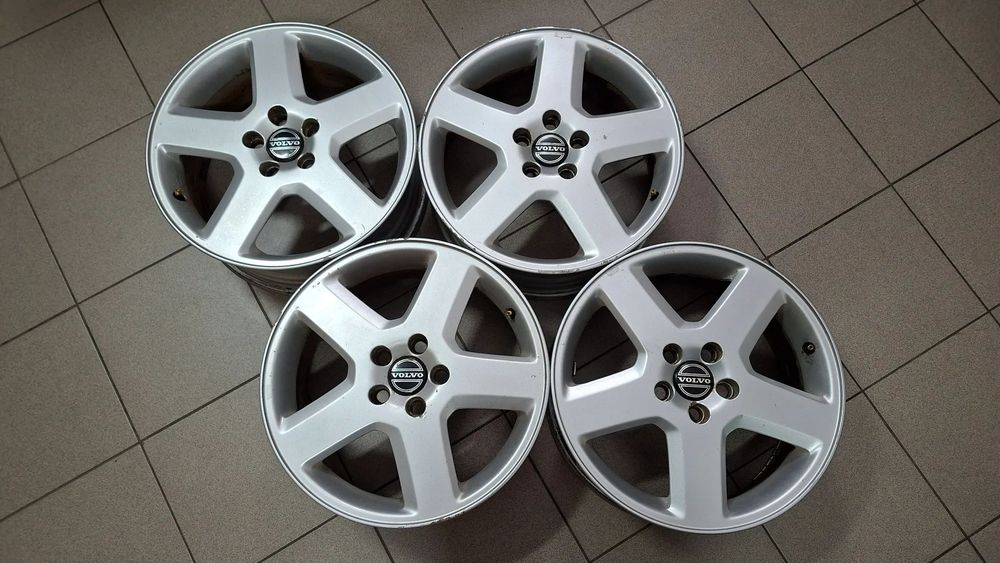 Felgi Aluminiowe 17 Volvo S40 V50 5x108 ET 52.5