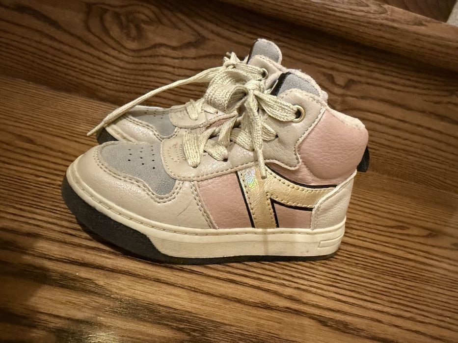 Дитяче взуття 25 розмір демисезон