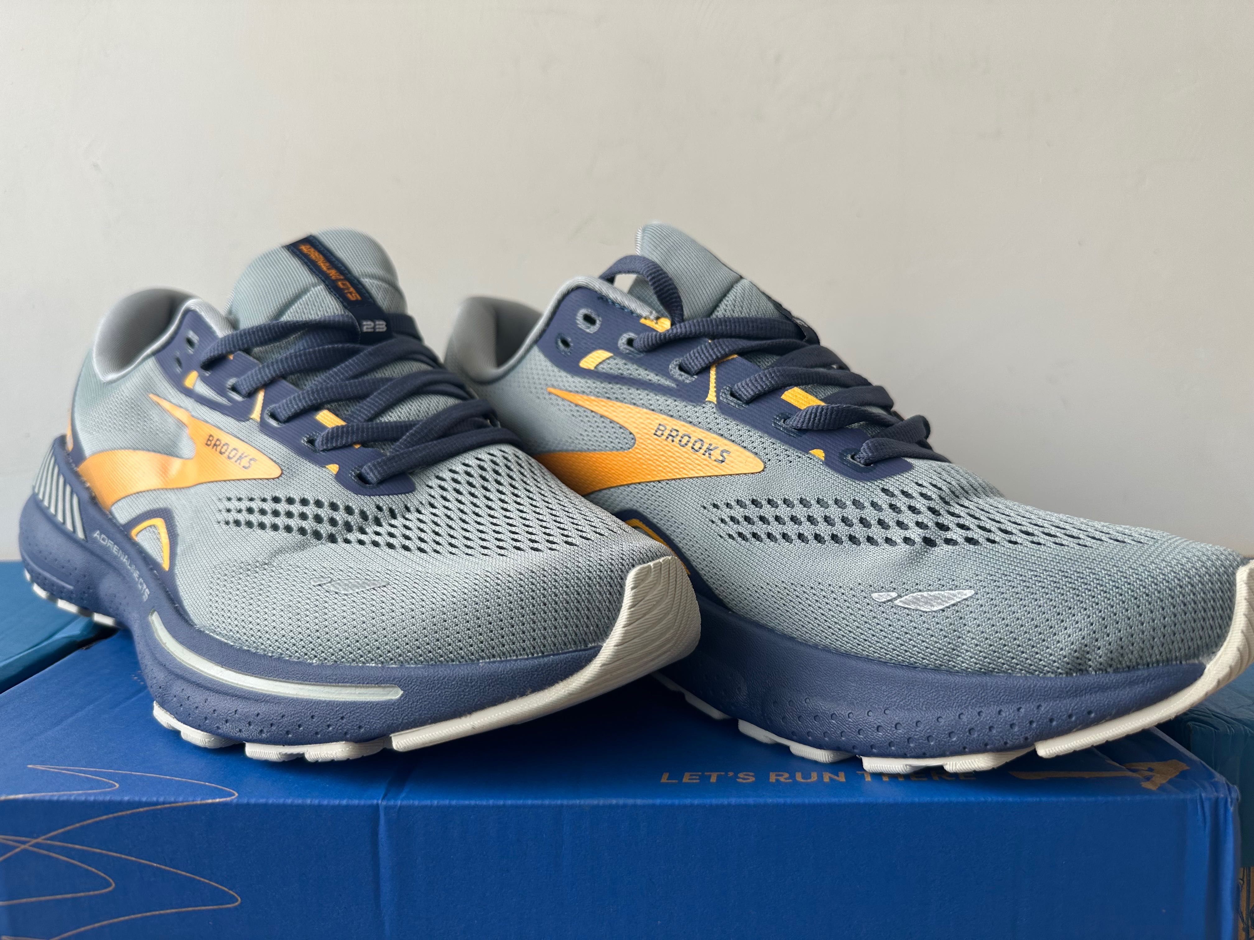 Кросівки Brooks Adrenaline 23! Розмір 45 29 см! Оригінал!