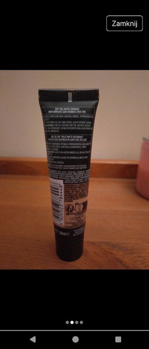 Matujący podkład do twarzy