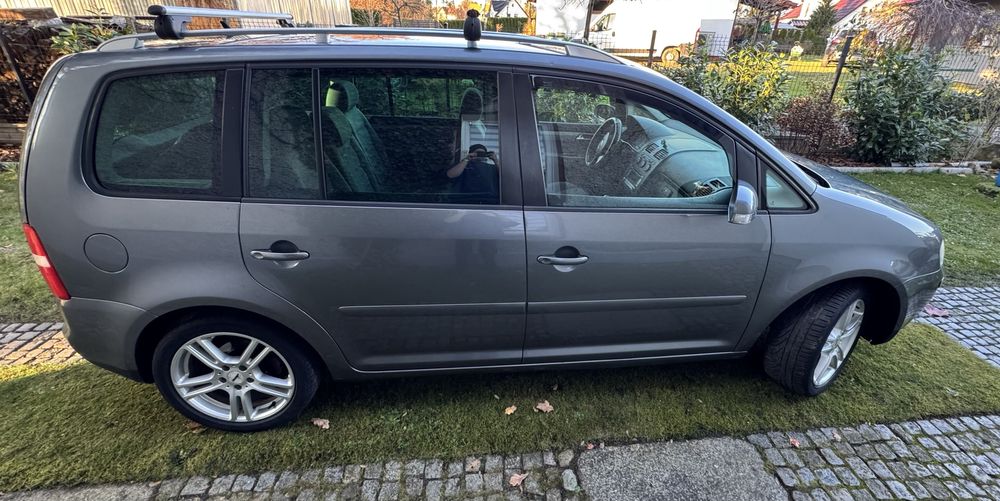 VW Touran 1T1, 1.6FSI (115KM), 2004r., ogłoszenie prywatne