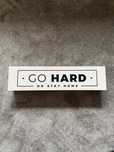 Wieszak na medale („Go hard or go home”)