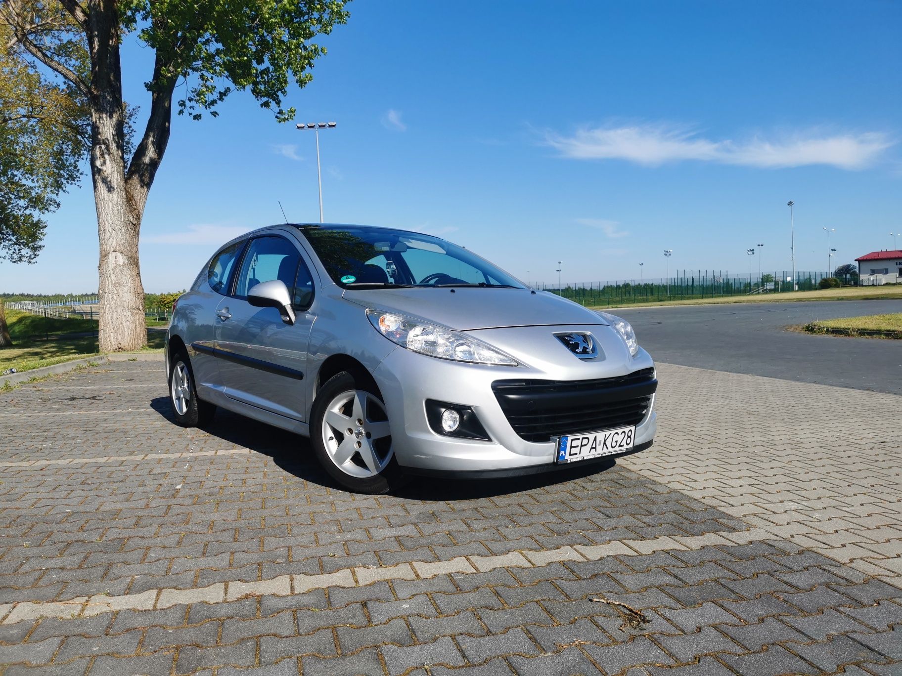Peugeot 207 coupe