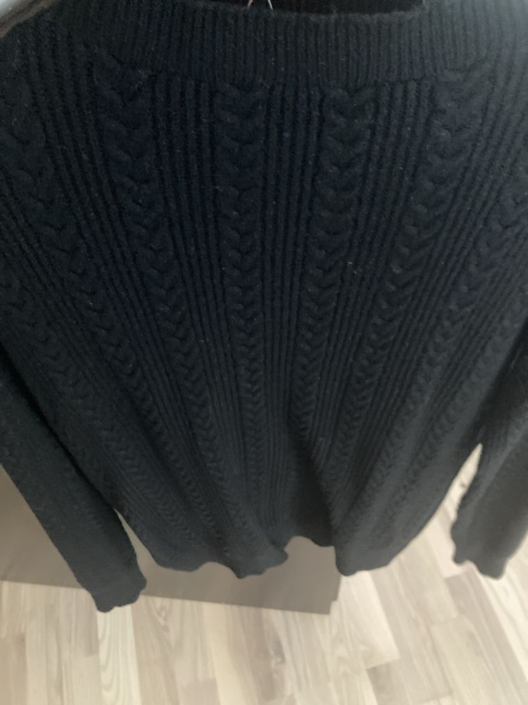 Sweter czarny r M/L