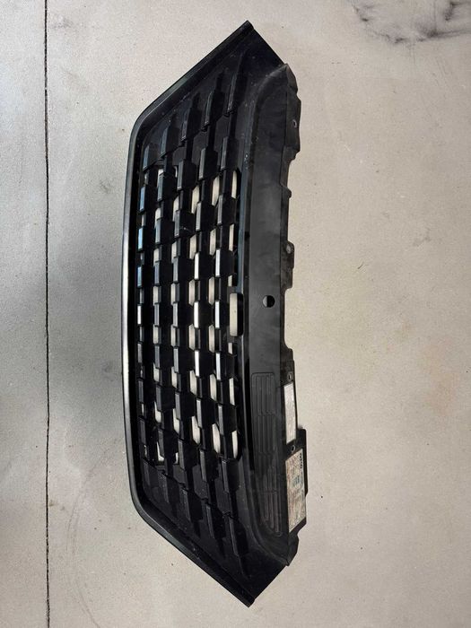 Grill atrapa chłodnicy chrom Iveco Daily 19-