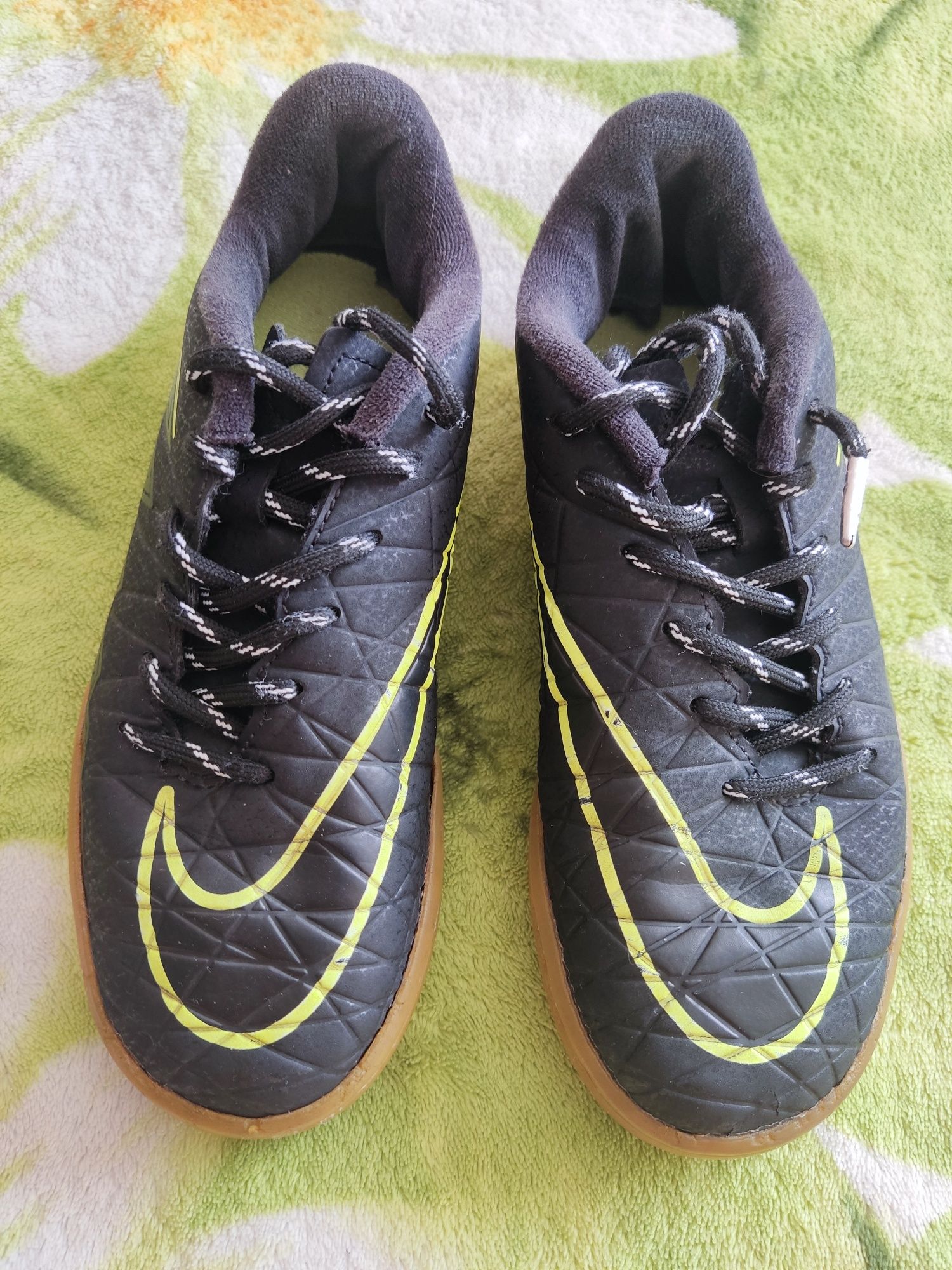 Футзалки Сороконожки Nike Hypervenom phelon