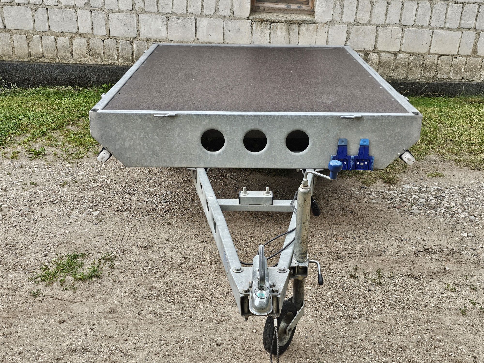 Przyczepka Platforma Wiola DMC 750kg Stelarz Plandeka Zdejmowane Burty