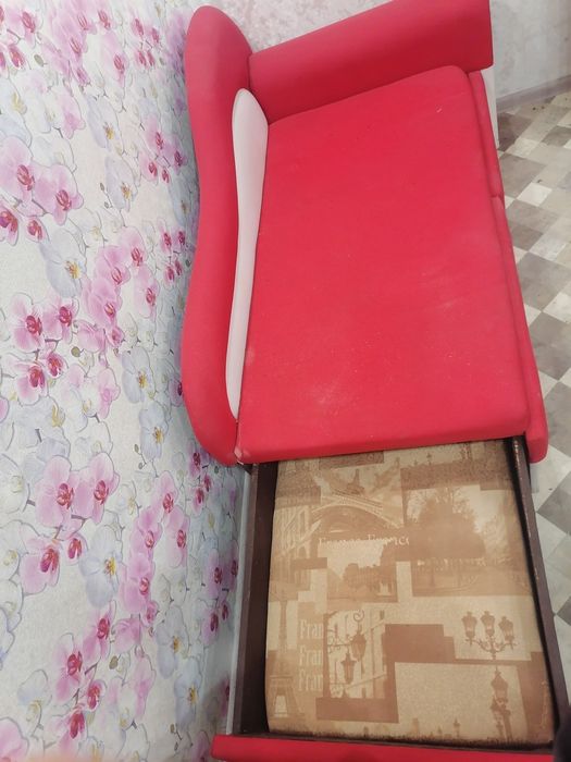 Продам детский диван